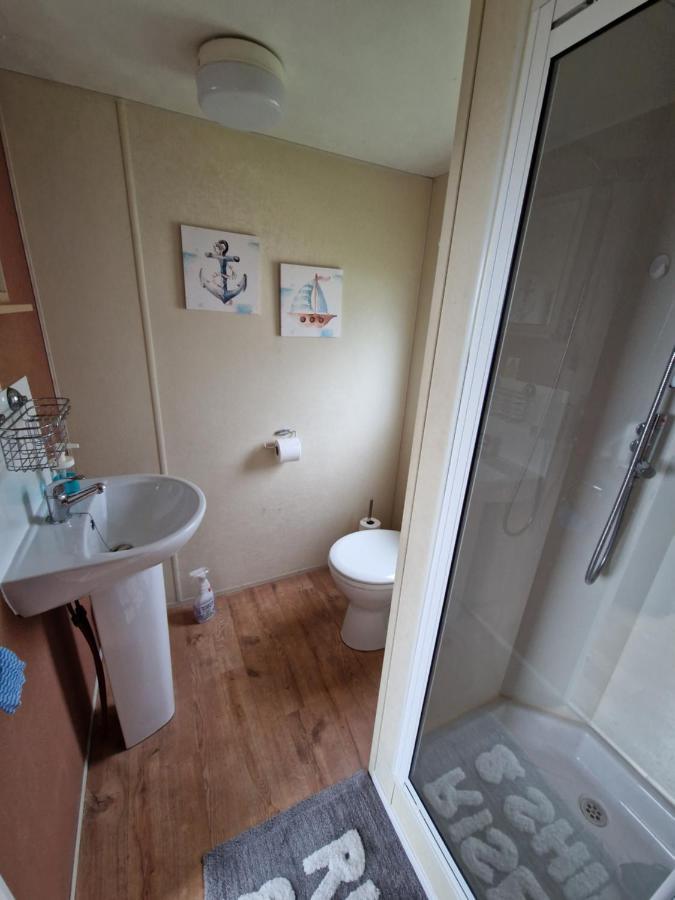 Three Jays Hotel Saint Osyth Bagian luar foto